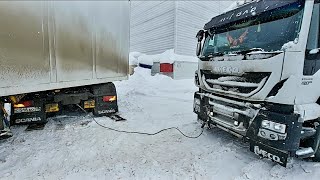 РЦ Тольятти завалило снегом, коллеги мучаются буксуют.