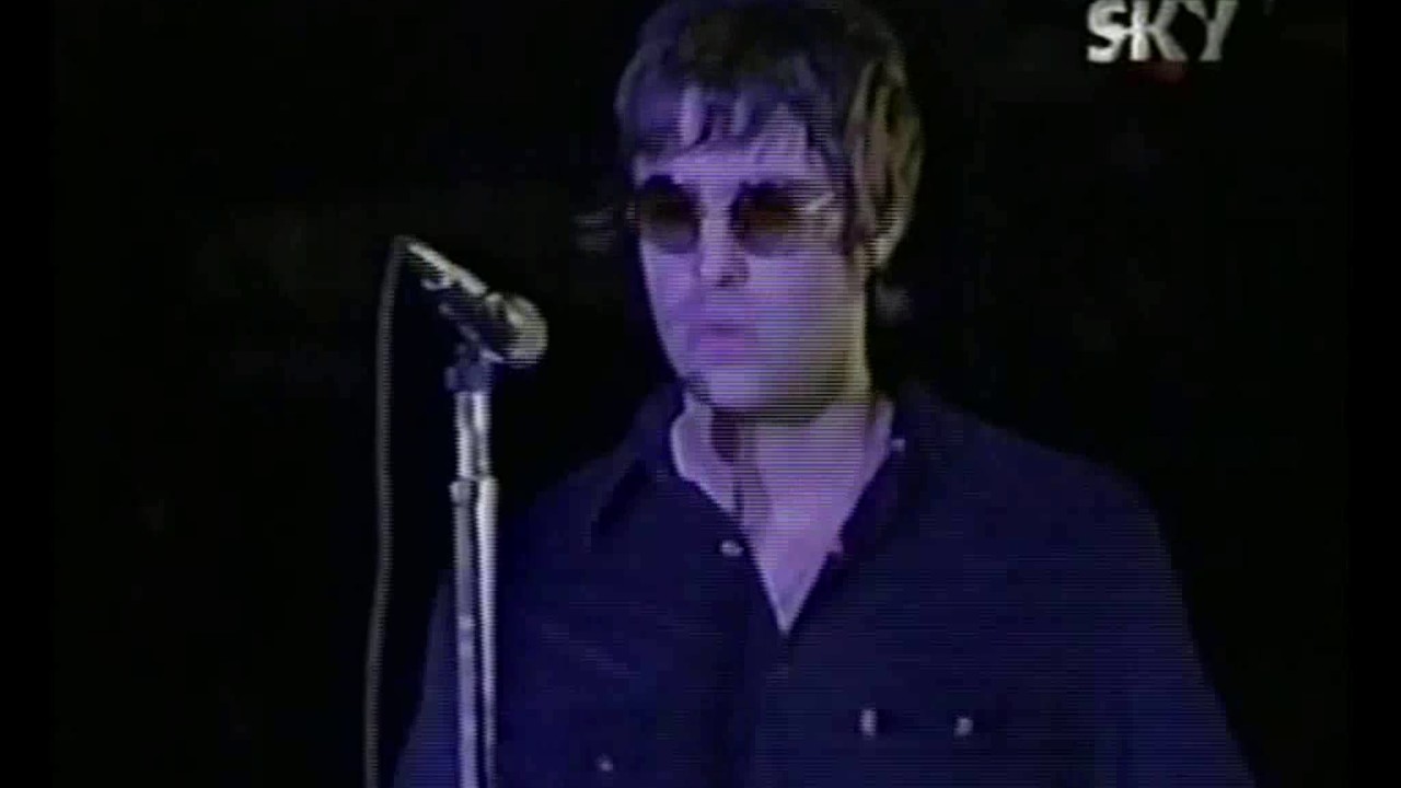 Oasis :: Buenos Aires Hot Festival :: Argentina :: 18-06-2001