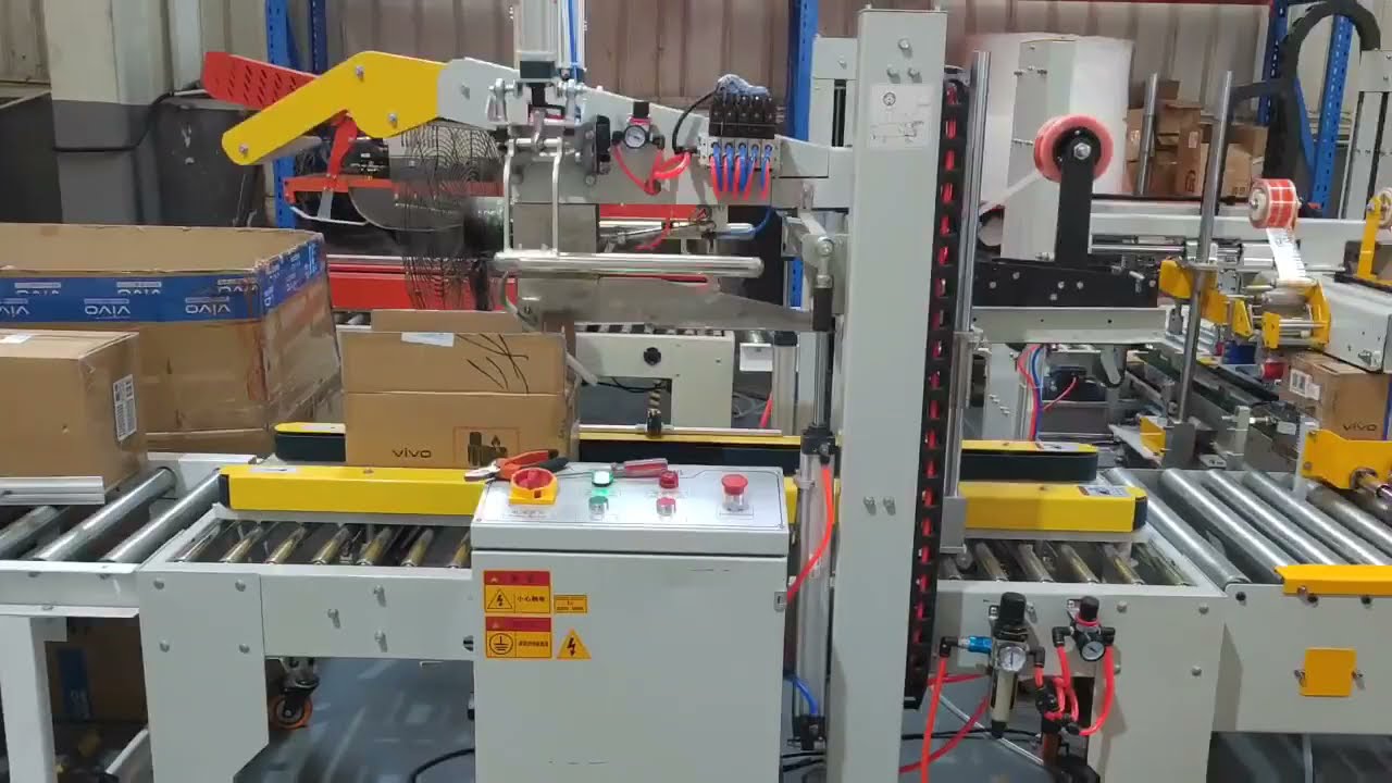 Fully auto size adjusting carton H format taping machine