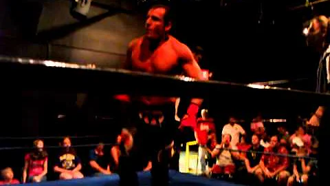 Powerslam Lin phan vs Mike Dell