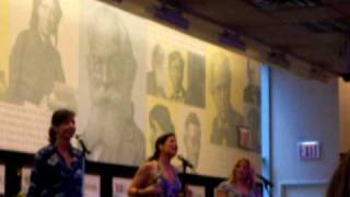 Stephanie J Block, Allison Janney, and Megan Hilty perform I Just Might at B&N