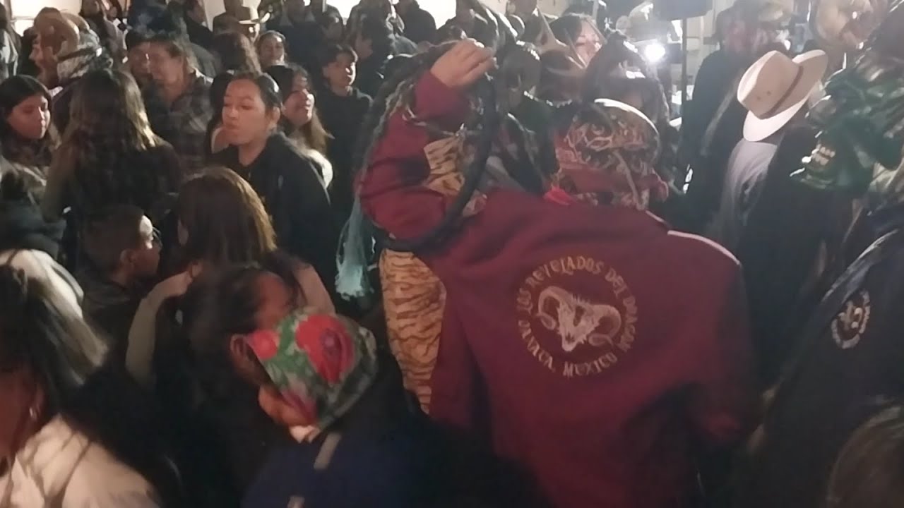 Fiesta Patronal De Santa Rosa en Vista CA - YouTube