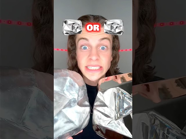 #food #asmr #candy #mukbang #chocobar #satisfying #chocolate #funny #colors #sweet #shorts #eating