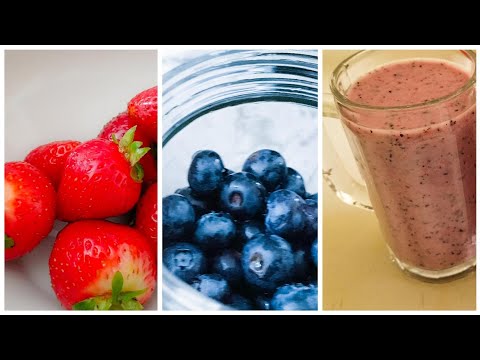 strawberry-and-blueberry-smoothie-with-almond-milk