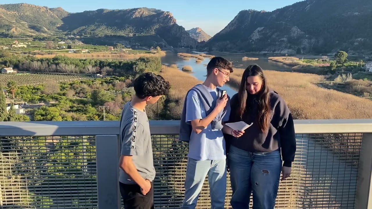 ERASMUS STW - LANGUAGE DOCUMENTARY - GUESS THE WORD