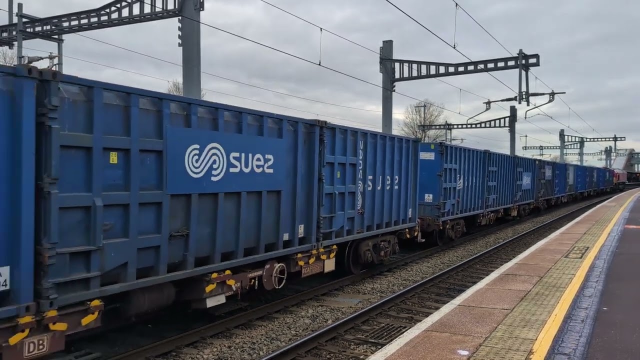 DB Cargo UK Class 66 no: 66139 @ Bristol Parkway (6C03) 14/01/2026.