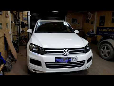 Volkswagen Touareg. Замена стёкол фар, замена линз, замена ламп.