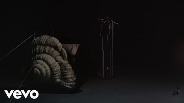 Saya Gray - SHELL ( OF A MAN ) (Visualiser) (Official)