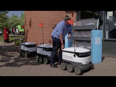 Robots on wheels deliver food to NHS workers for free in Milton Keynes
