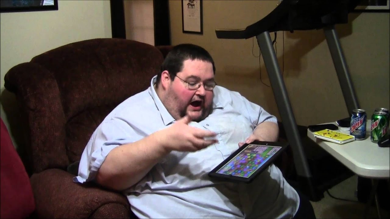 FAT KID GET MAD OVER VIDEO GAMES! on Make a GIF