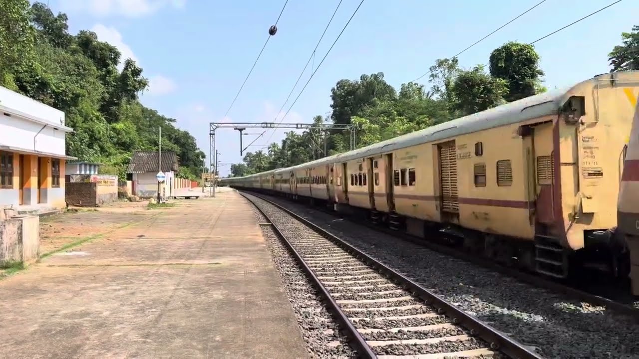 WE Found the BEST Railfanning Spot in Palakkad INDIA - Mankara Station!
