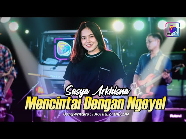 Sasya Arkhisna - Mencintai Dengan Ngeyel (Official Music Live) class=