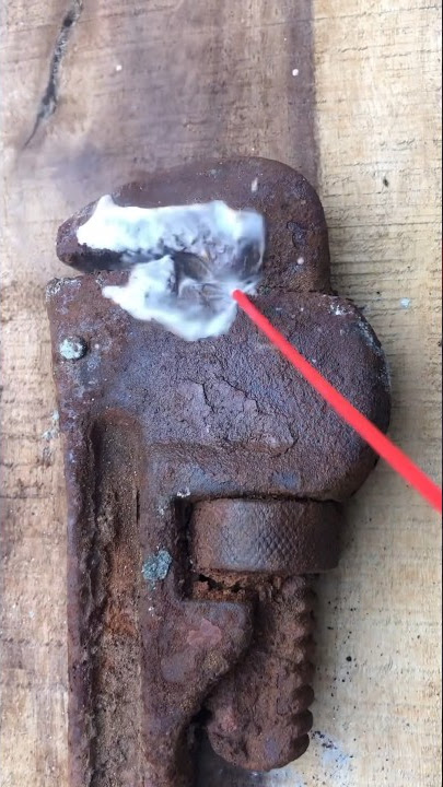 WD40 use the rusty wrench #shorts #wd40