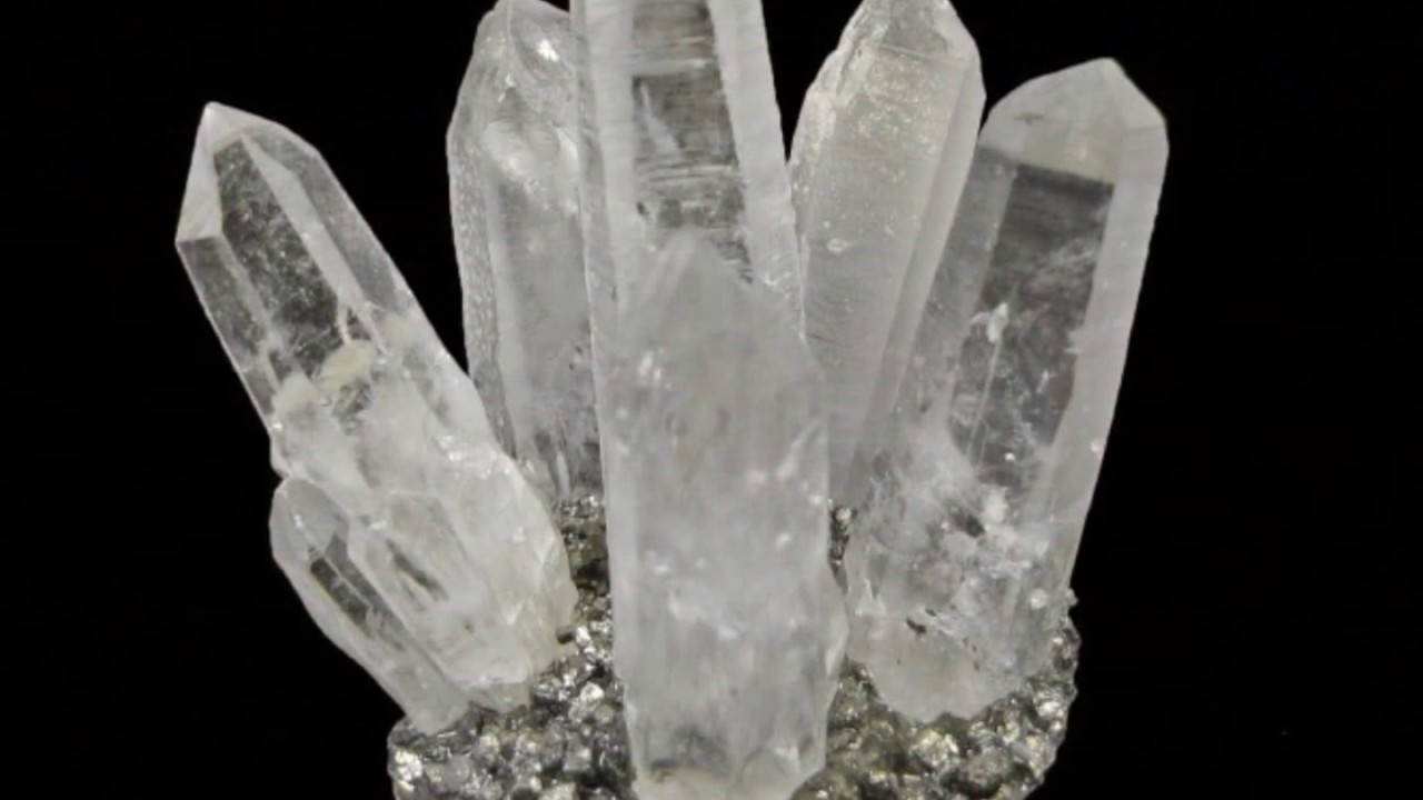 Quartz crystal