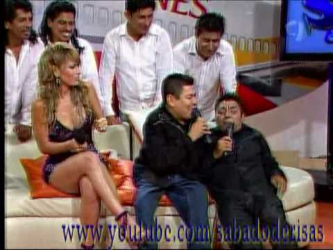 Milena Zarate – Dilbert Aguilar La Tribu – Igualitos 1-2 – Sabado de Risas