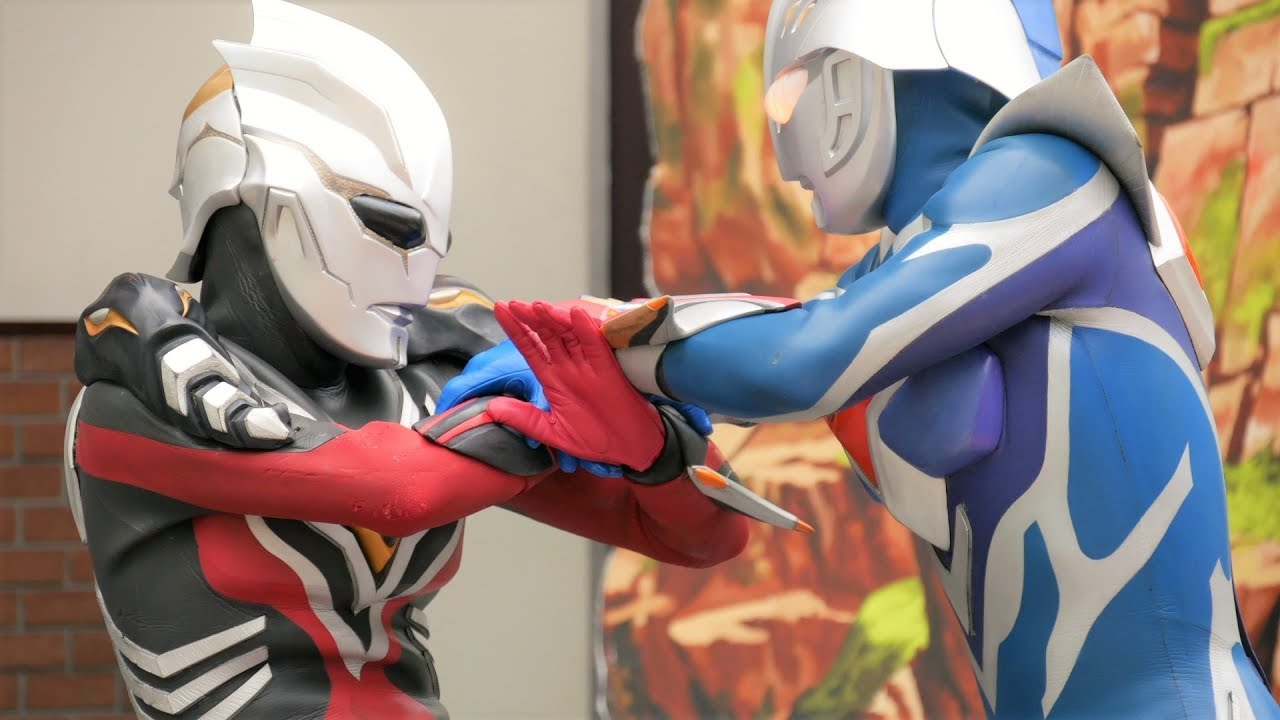 最大95%OFFクーポン ウルトラマンネクサス 対決キーホルダー