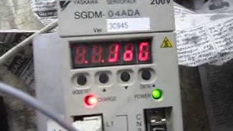 Yaskawa SGDM-04ADA servo drive test run