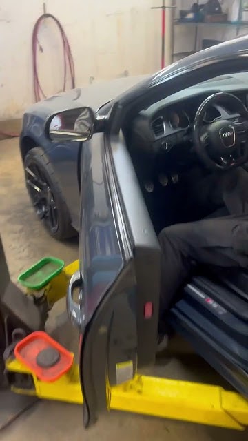 audi-s5-service-youtube