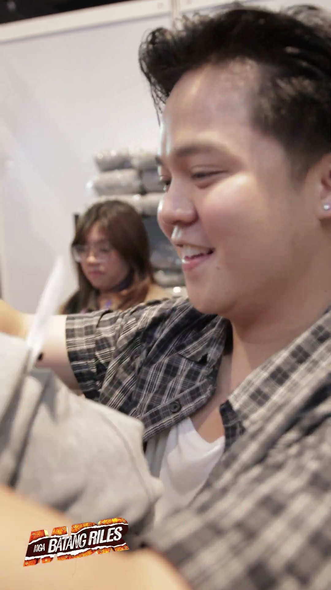 Kidlat meets Cong TV! #shorts | Mga Batang Riles