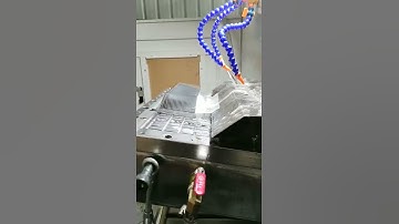 Automatic production line. The radiator shovel teeth are processed like this!