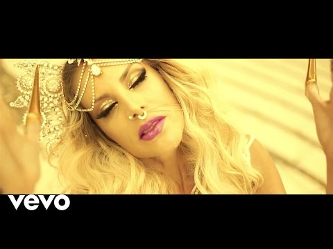 LORENA HERRERA - KARMA (Video Oficial)