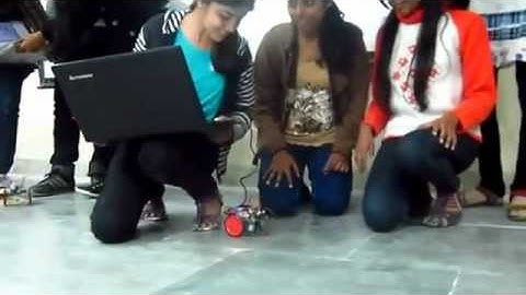 Sixth Sense Robotics workshop @ DTU by i3indya .FLV