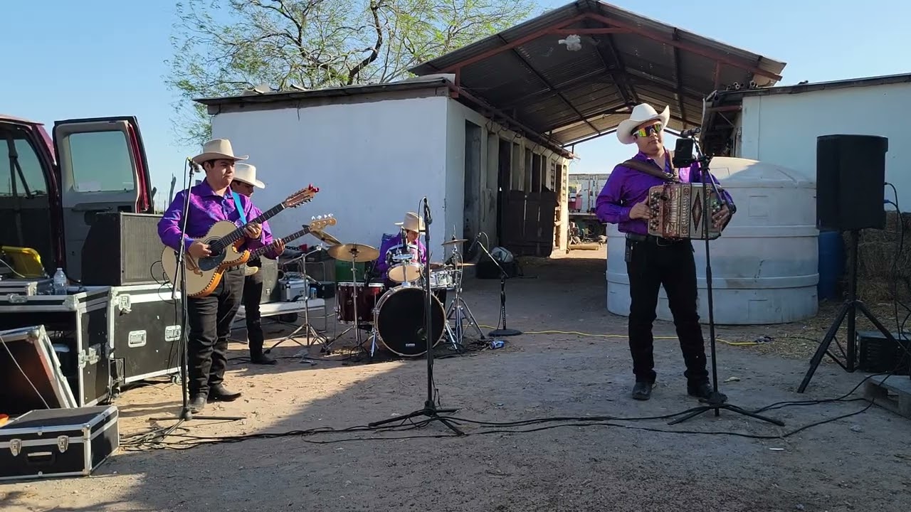 CORAZÓN ❤️ DE OROPEL GRUPO AFERRADO 