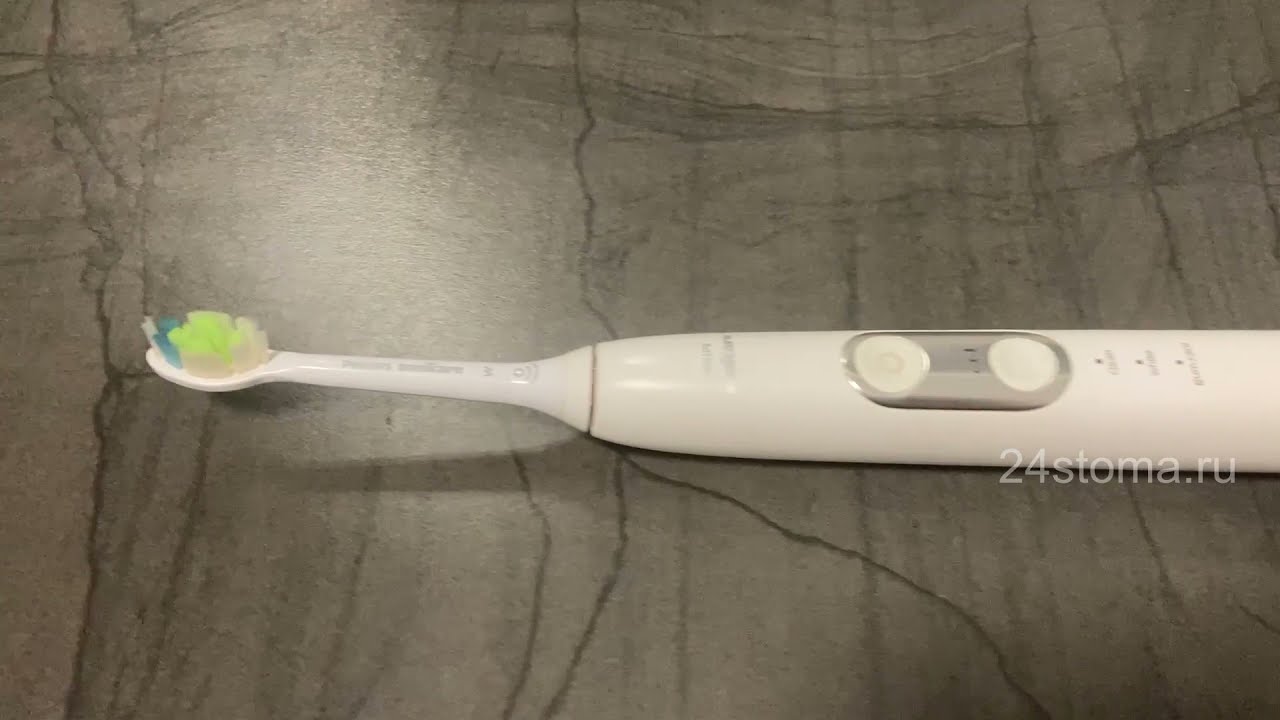 Звуковая зубная щетка Philips Sonicare Protective Clean 6100