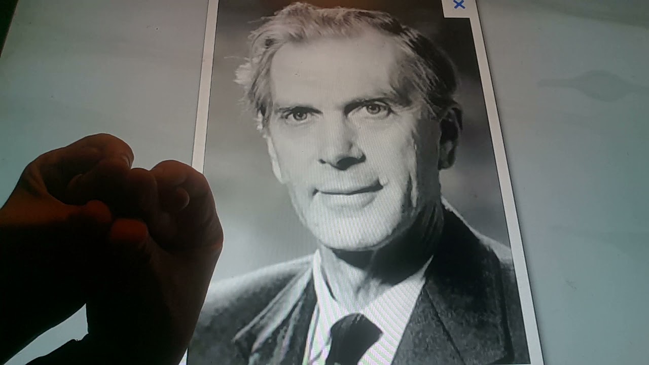 Horacio the handsnake - Sir Martin Ryle