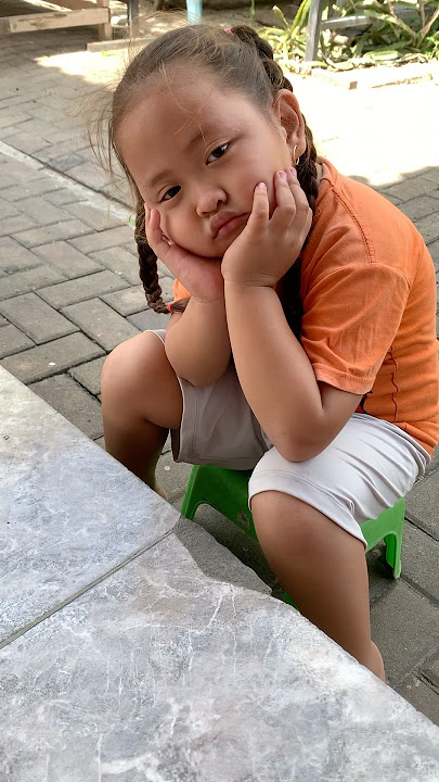 Kiti doesn't feel like eating 😱🤢#funny #shorts