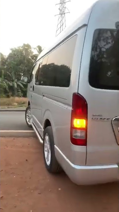 Toyota Hiace commuter
