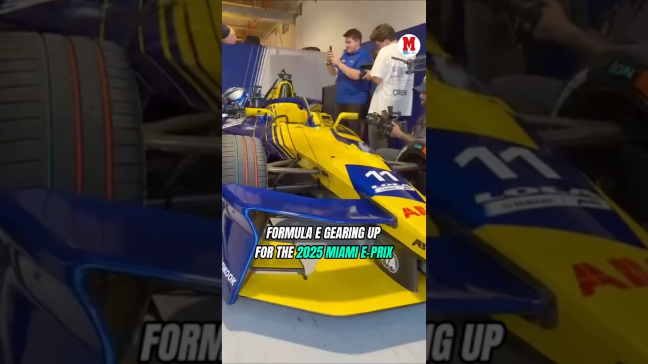 This is how the Formula E cars look as they get ready for the 2025 Miami E-Prix ⚡️⚡️⚡️ 