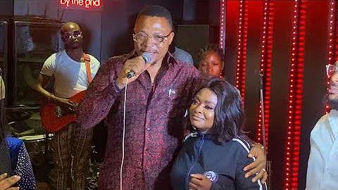 TOYOSI ADESANYA HUSBAND SING MELODIOUSLY FOR HER AT HER BIRTHDAY PARTY HOSTED BY LAIDE BAKARE