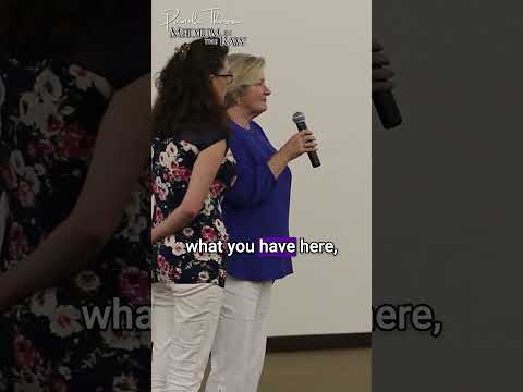 Pamela Theresa, Medium