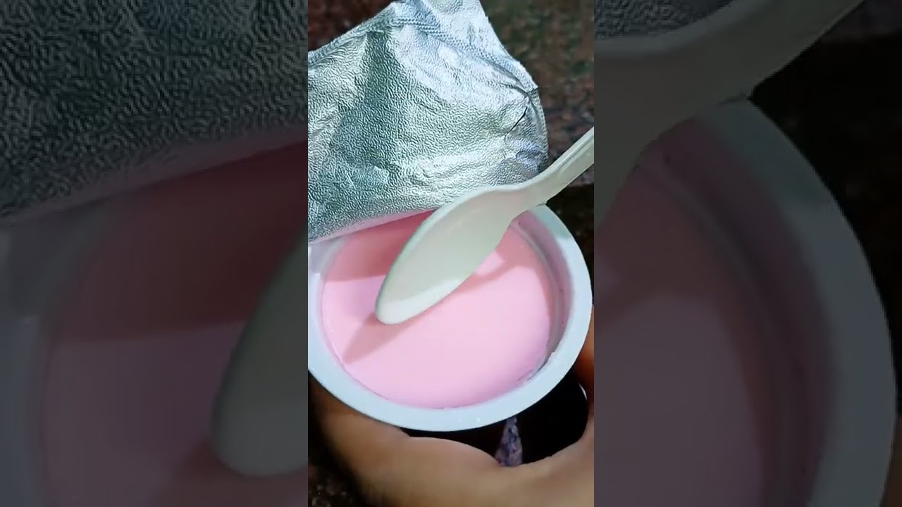 Strawberry Yogurt Dahi Motherdairy Shorts
