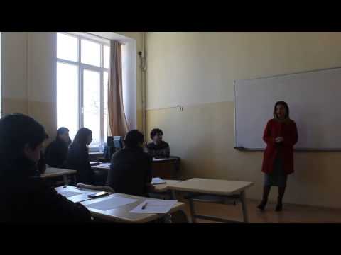 კურსდამთავრებული ანი ბარბაქაძე სტუმრობა დემირელის კოლეჯში