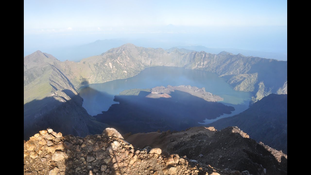 Trekking Rinjani Via Aik Berik