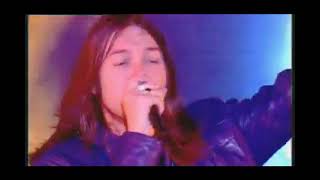 Kasabian - Where Did All The Love Go? (Live at iTunes Festival 2009) (Good Quality ) Resimi