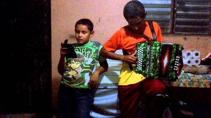 Mako Zazueta Ft Jesus Zazueta   Los Lentes Carrera