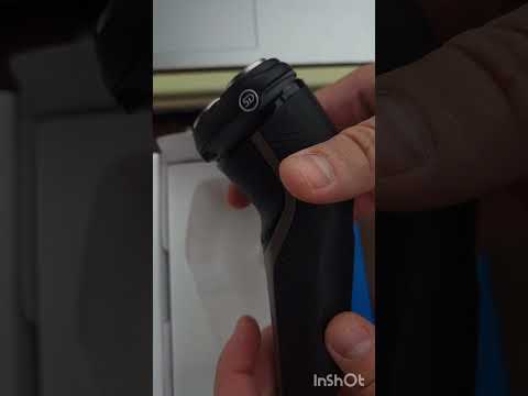 Розпаковка Електробритва Philips S3242/12 серії 3000