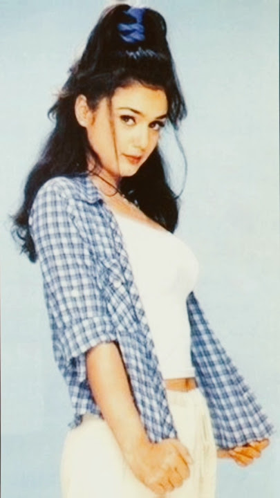 90s Bollywood Actress 😍#preeti #viral #mohabbat #2025 #actress