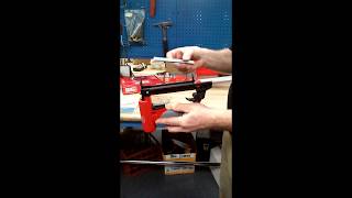 Bottom loading magazines can be found on the majority of cordless
staple guns, as well most fine wire and upholstery staplers. in this
video, we demonstra...
