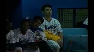ヤクルト吉井 試合中にグラブやヘルメットを投げ飛ばす【ヤンチャ】