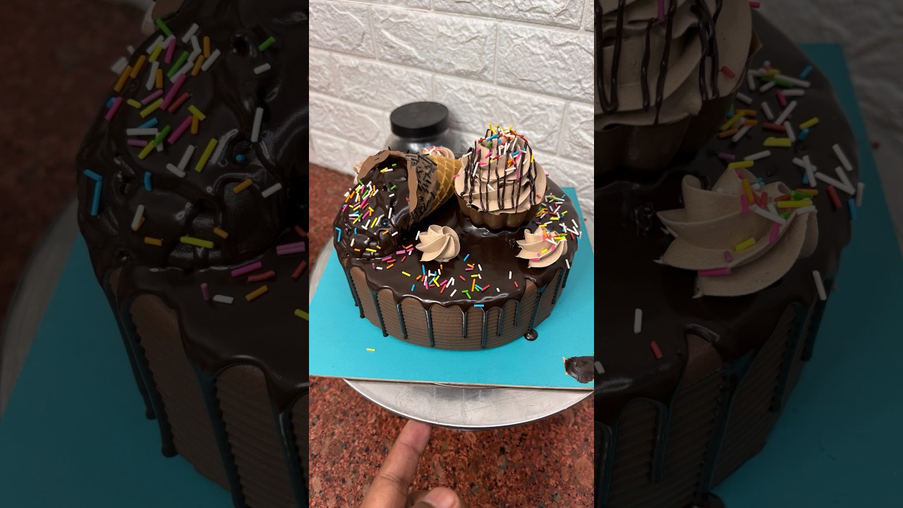Dark chocolate drip cake decoration ideas 