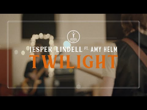 Jesper Lindell feat. Amy Helm – Twilight | Official Music Video
