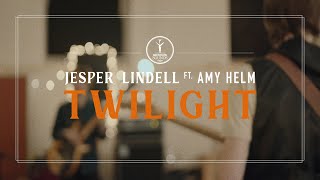 Miniatura de vídeo de "Jesper Lindell feat. Amy Helm – Twilight | Official Music Video"