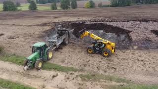 MANURE SPREADING, PLOWING / HNOJENÍ A ORBA - JOHN DEERE + JCB ZETOR.