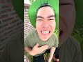 Em gái hiểu chuyện giúp đỡ cậu bé đáng thương #shorts
