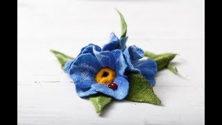 How to DIY felting tutorial on a flower. Forget Me Not Felted Flower