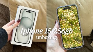 iPhone 15 unboxing | 256 gb black + accessories and setting it up